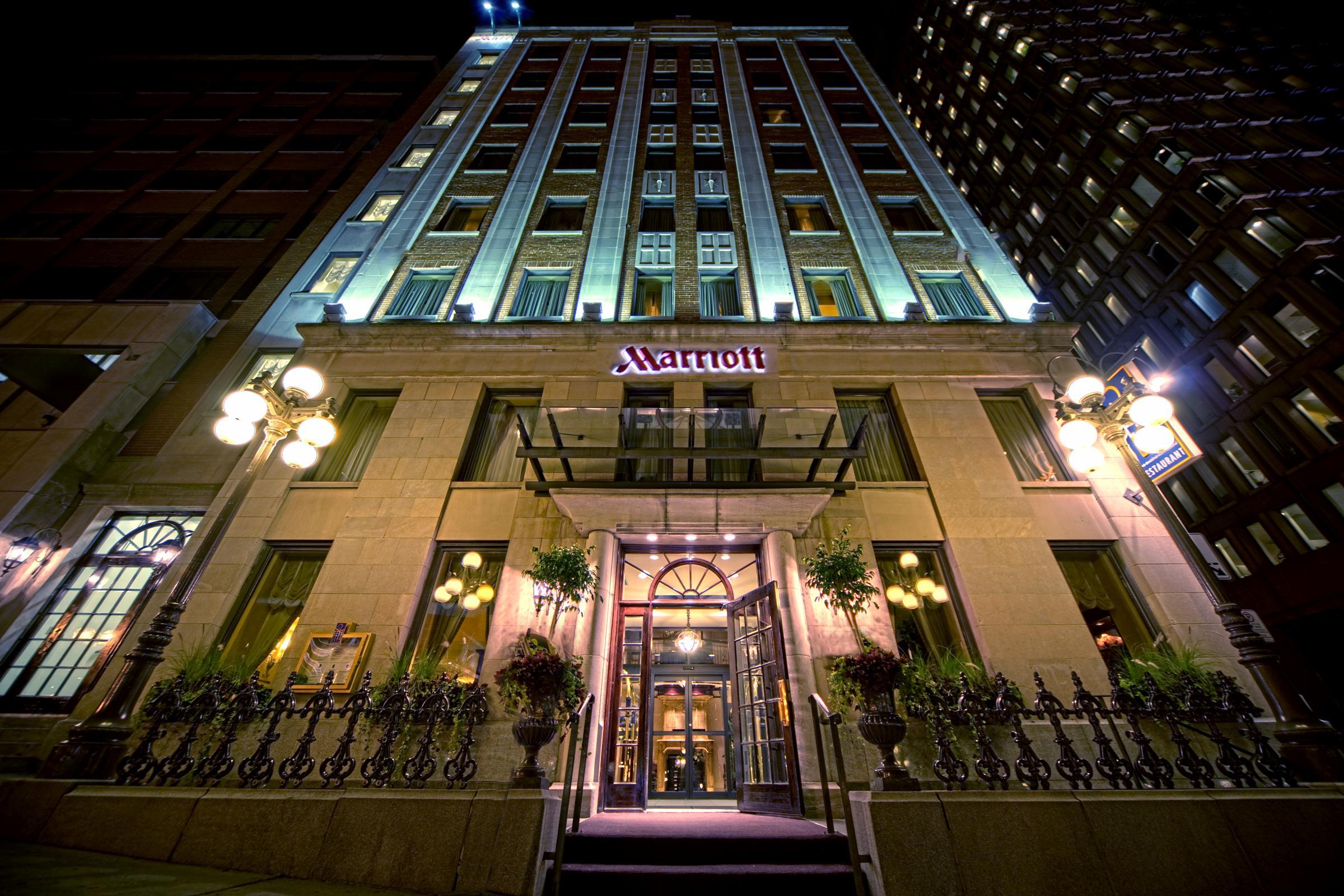 Marriott Quebec City Downtown Hotel Exterior photo